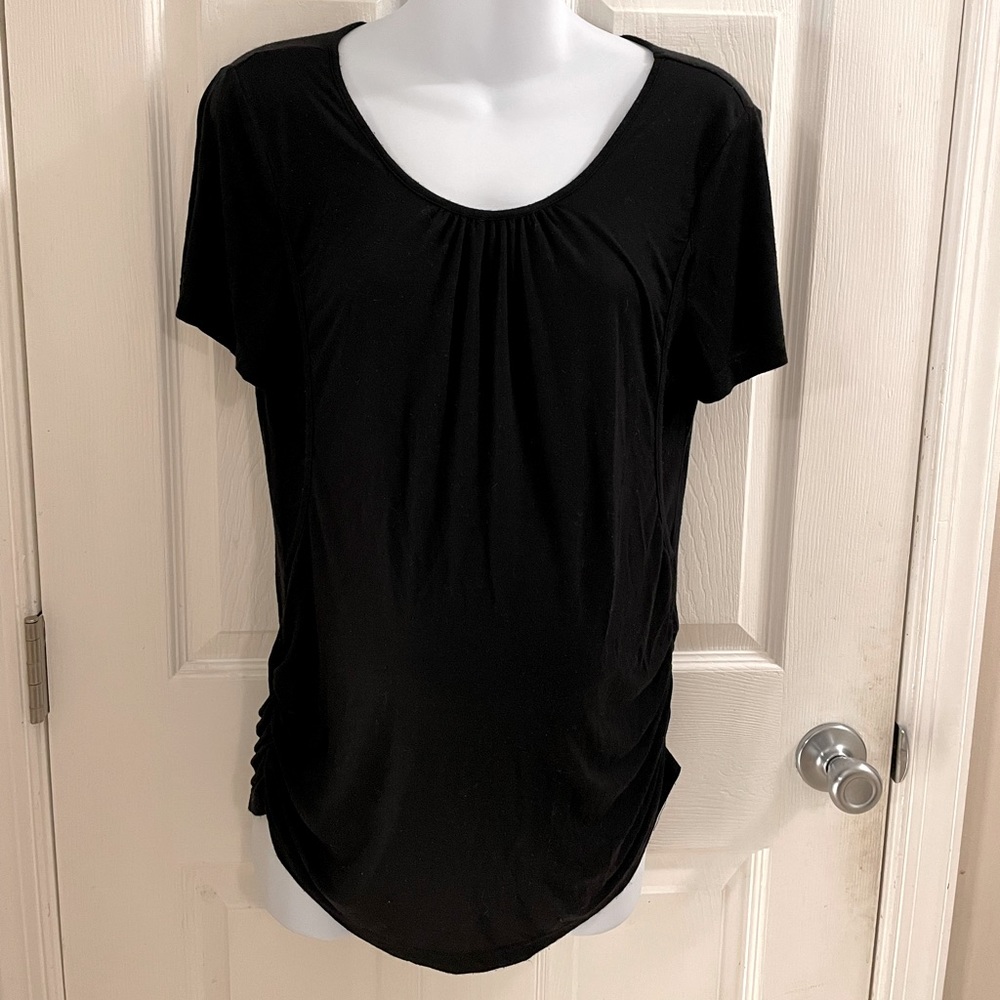 Black short-sleeved maternity /nursing top | sz M